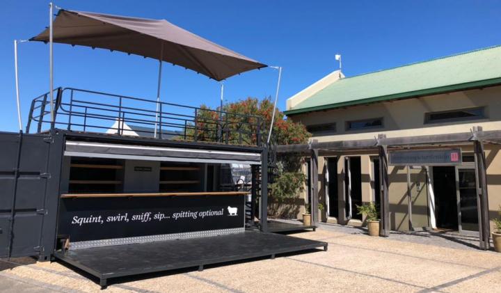 Mobile Pop-up Bar